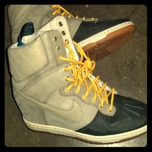 Nike Wedge Sneakerboot